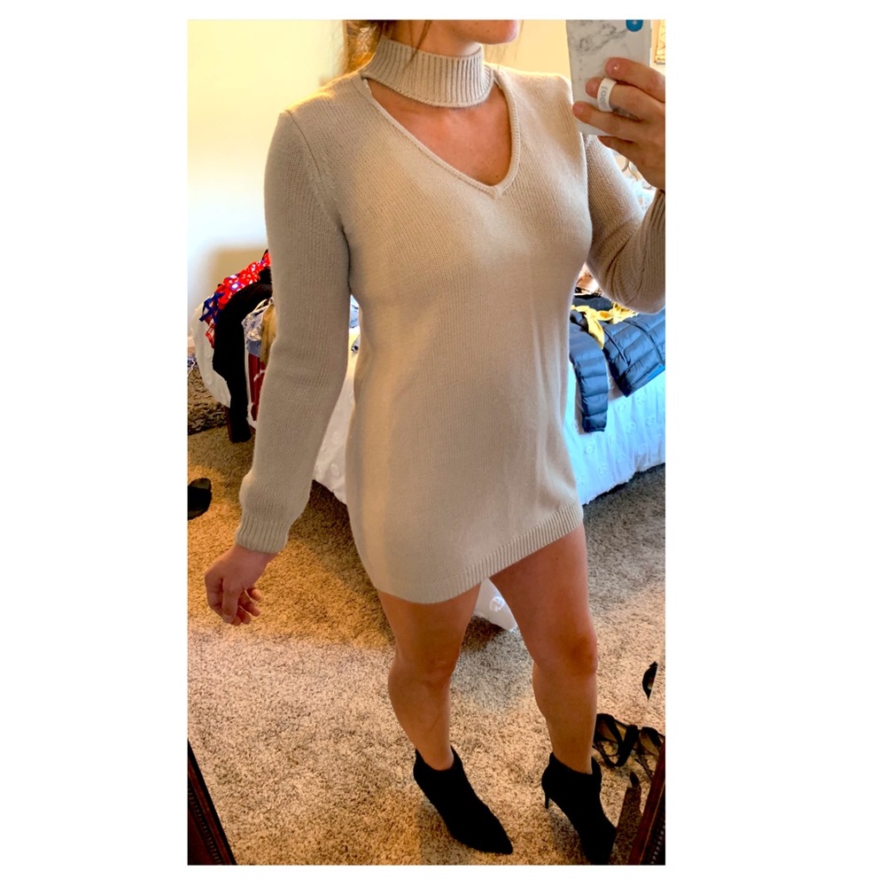 Chocker sweater dress